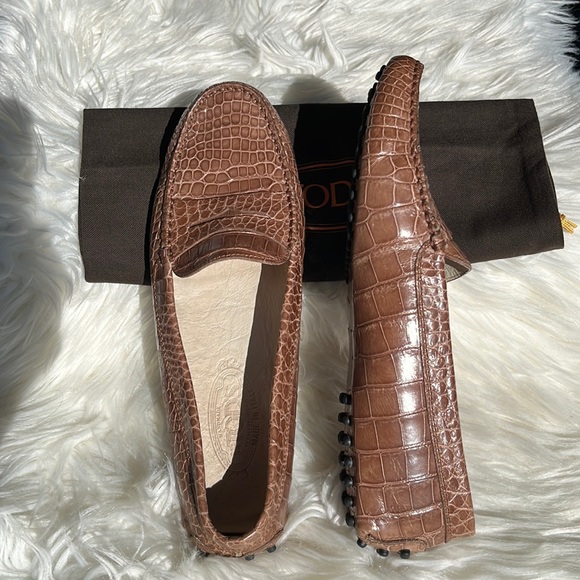 Exotic TOD'S Alligator/Crocodile Skin Gommino Moccasins